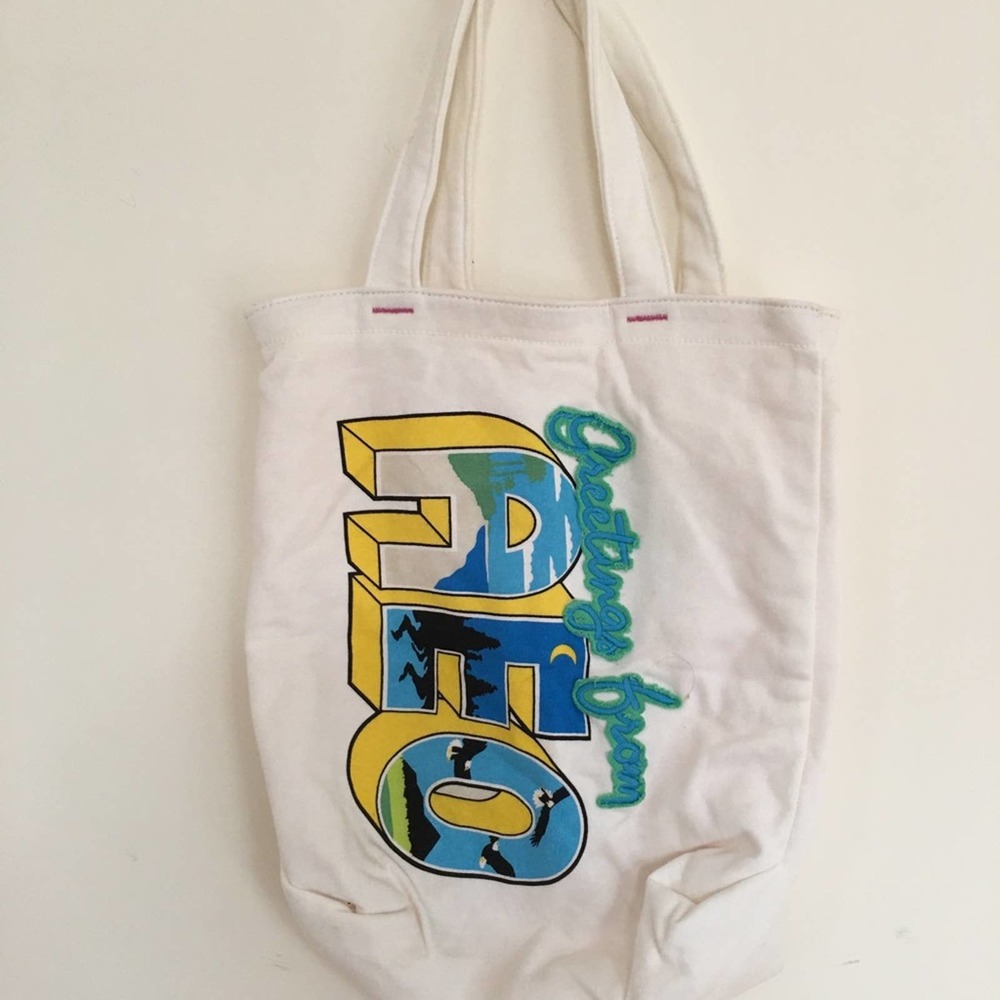NWOT  AEO  Cloth Shoulder Bag